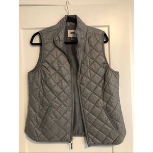 Old navy women’s vest - large